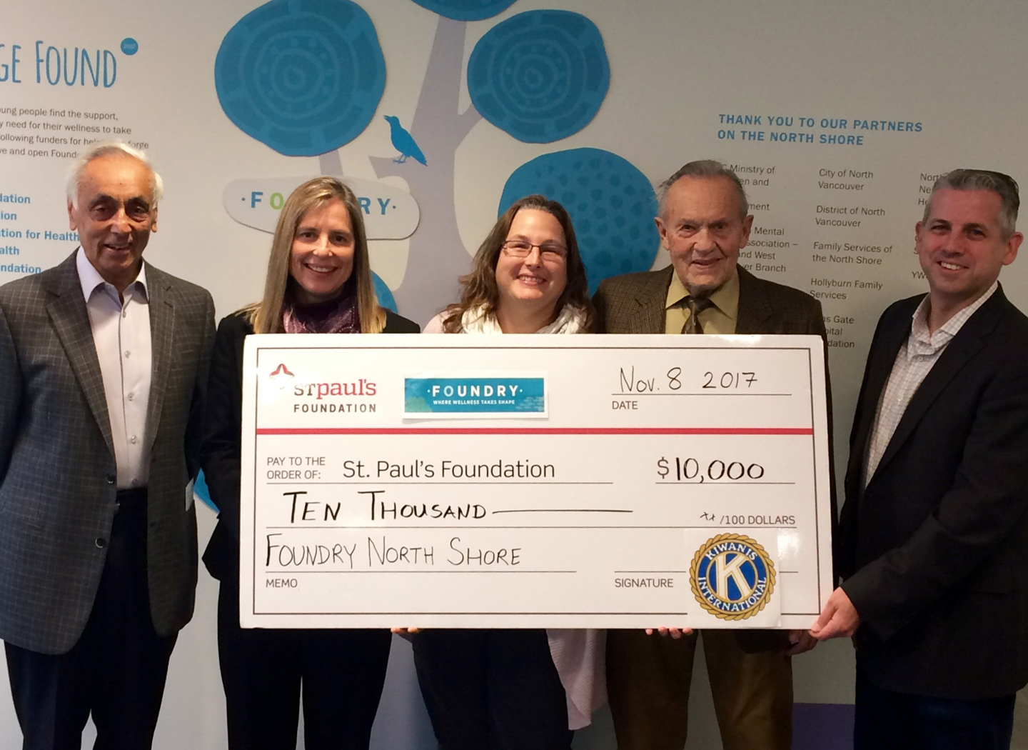North Vancouver Kiwanis Foundation members present a $10,000 cheque to Foundry representatives.